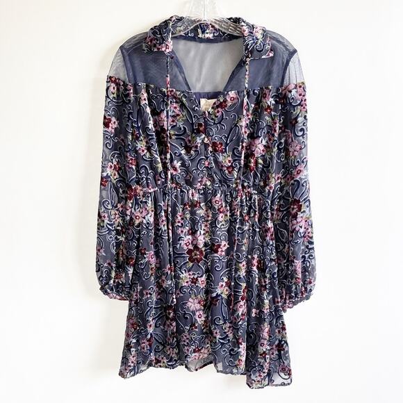 Moon River Navy Velvet Floral and Mesh Long Sleeve Mini Dress - Picture 4 of 9